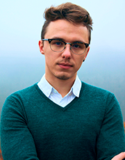 Denis Macek